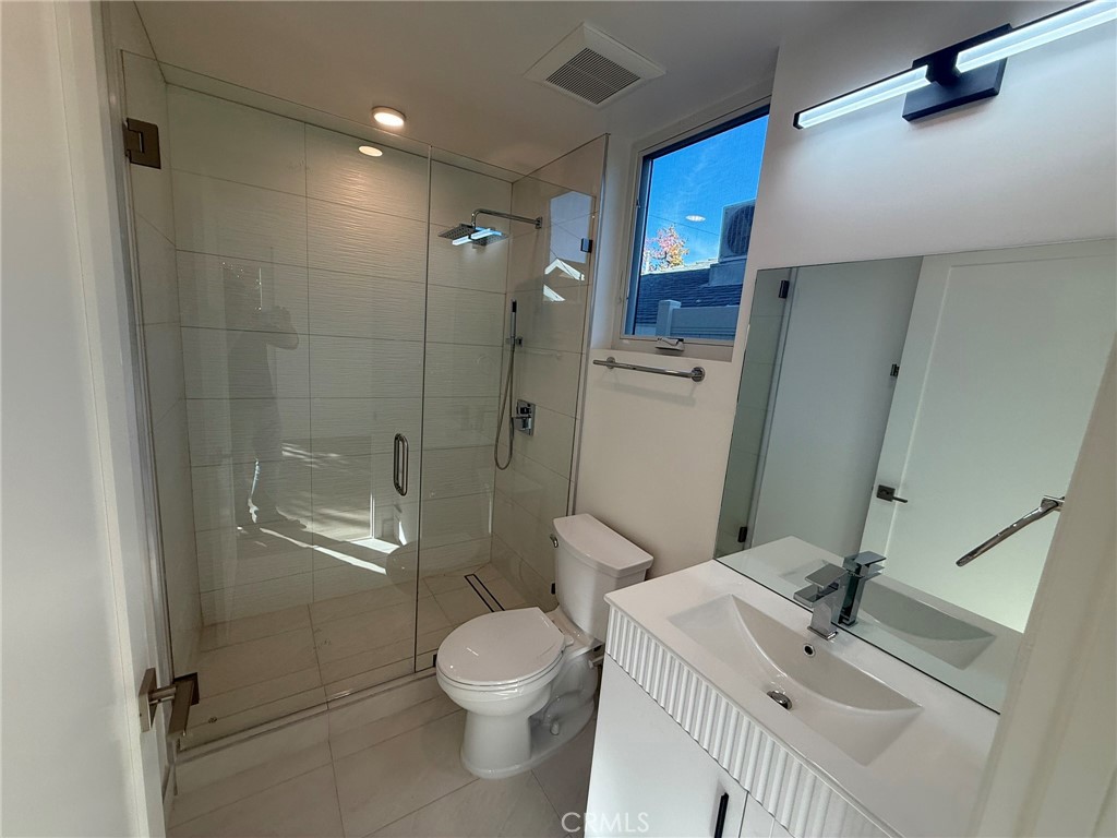 MLS #SR25276575 image #10