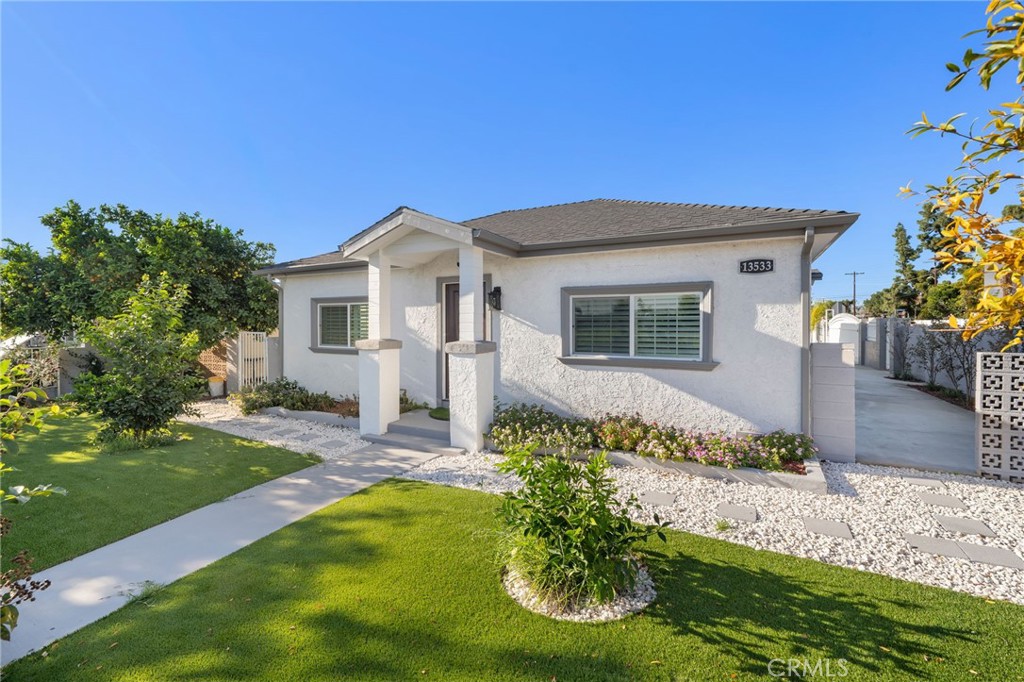 MLS #SR25276610 image #5