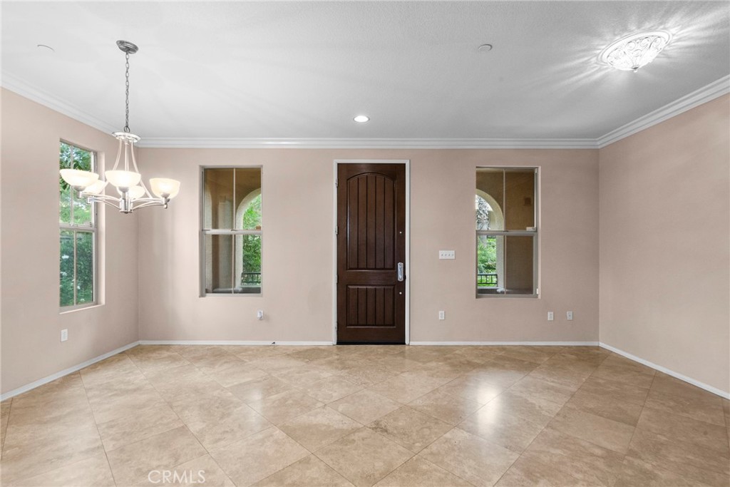 MLS #SR25276657 image #1