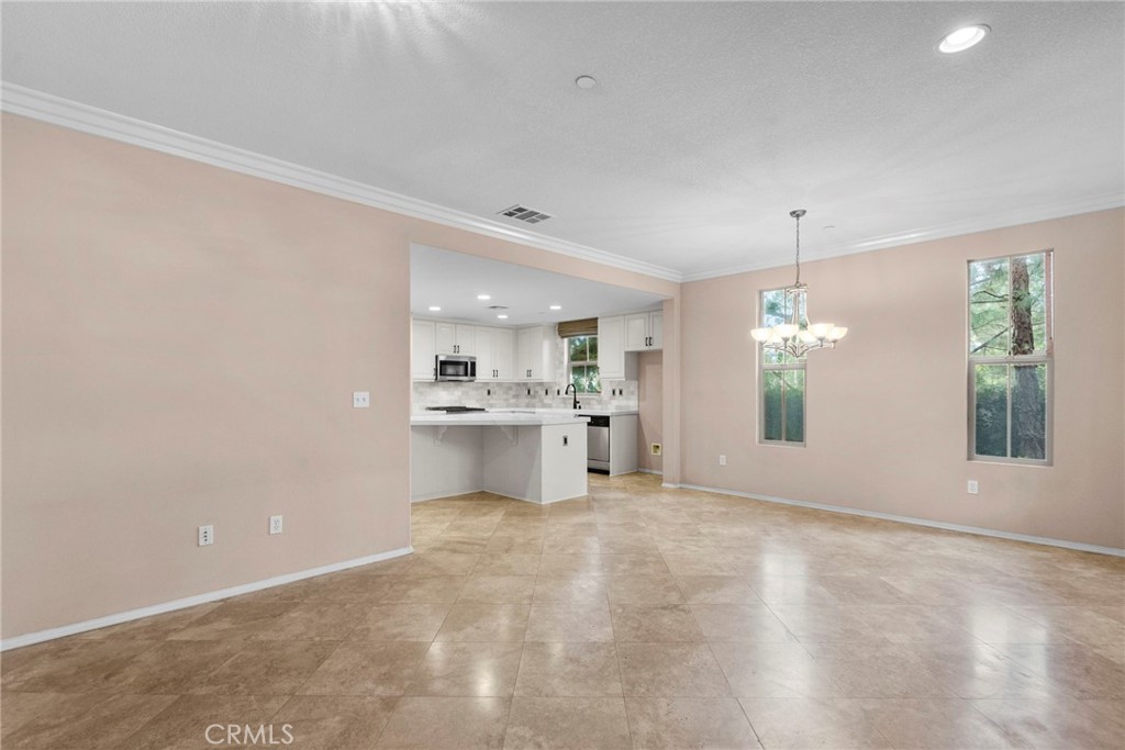 MLS #SR25276657 image #11