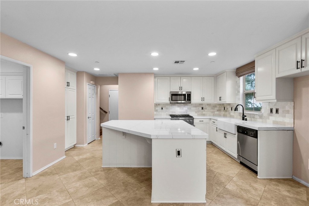 MLS #SR25276657 image #13