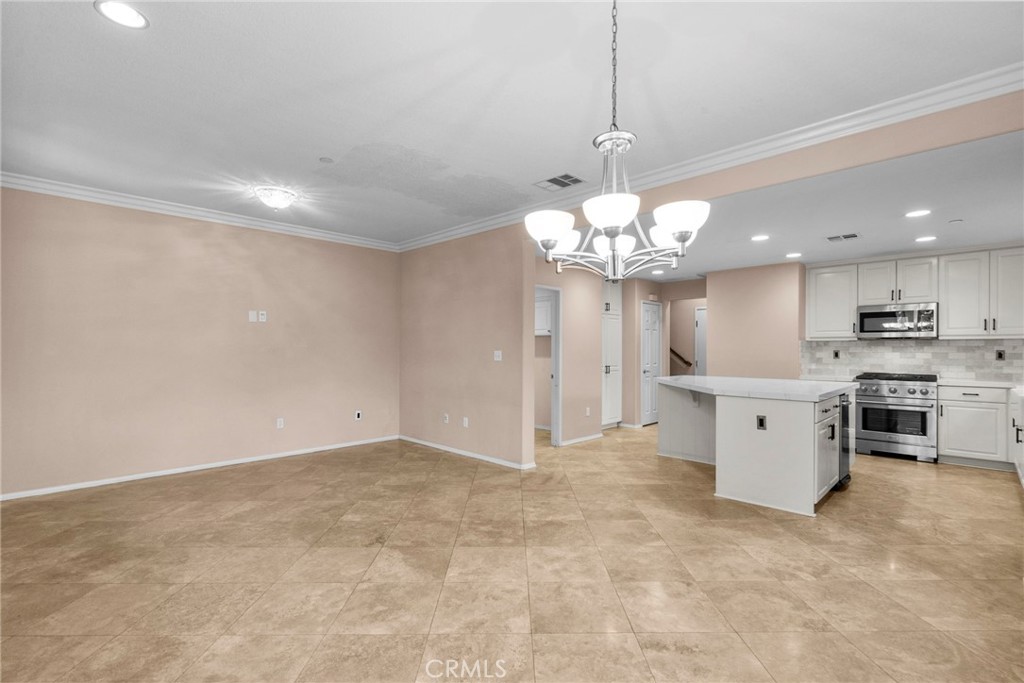 MLS #SR25276657 image #7