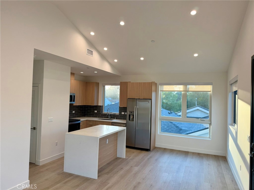 MLS #SR25276670 image #4