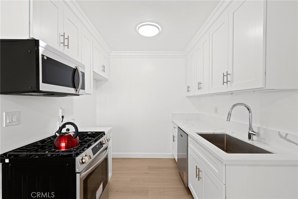 MLS #SR25276689 image #5