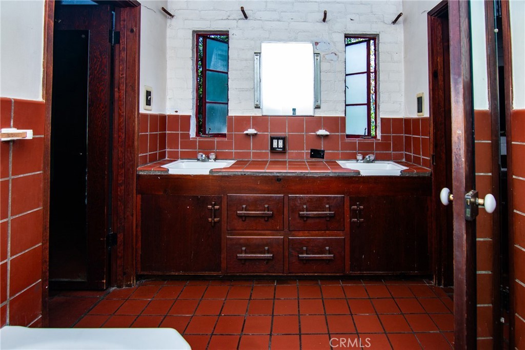 MLS #SR25276766 image #11