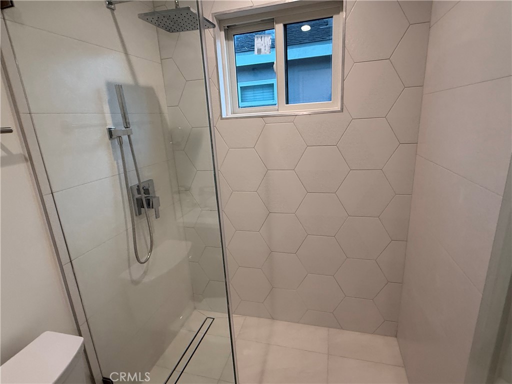 MLS #SR25276796 image #17