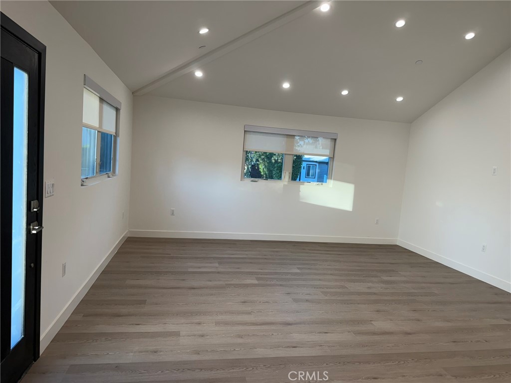 MLS #SR25276796 image #4