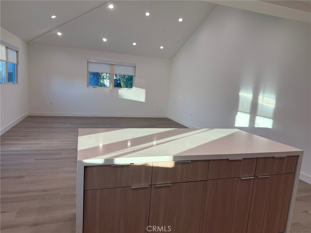 MLS #SR25276796 image #5