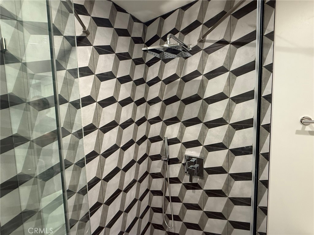 MLS #SR25276800 image #11