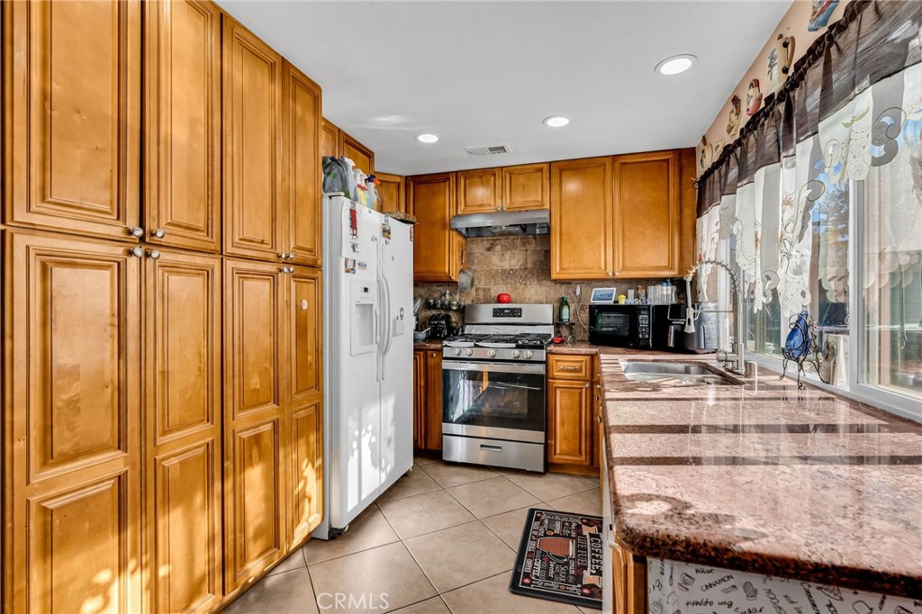 MLS #SR25276806 image #15