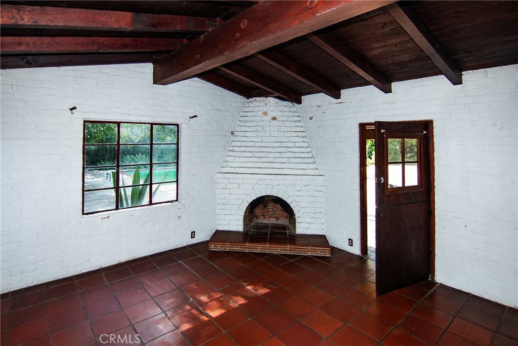 MLS #SR25276766 image #10