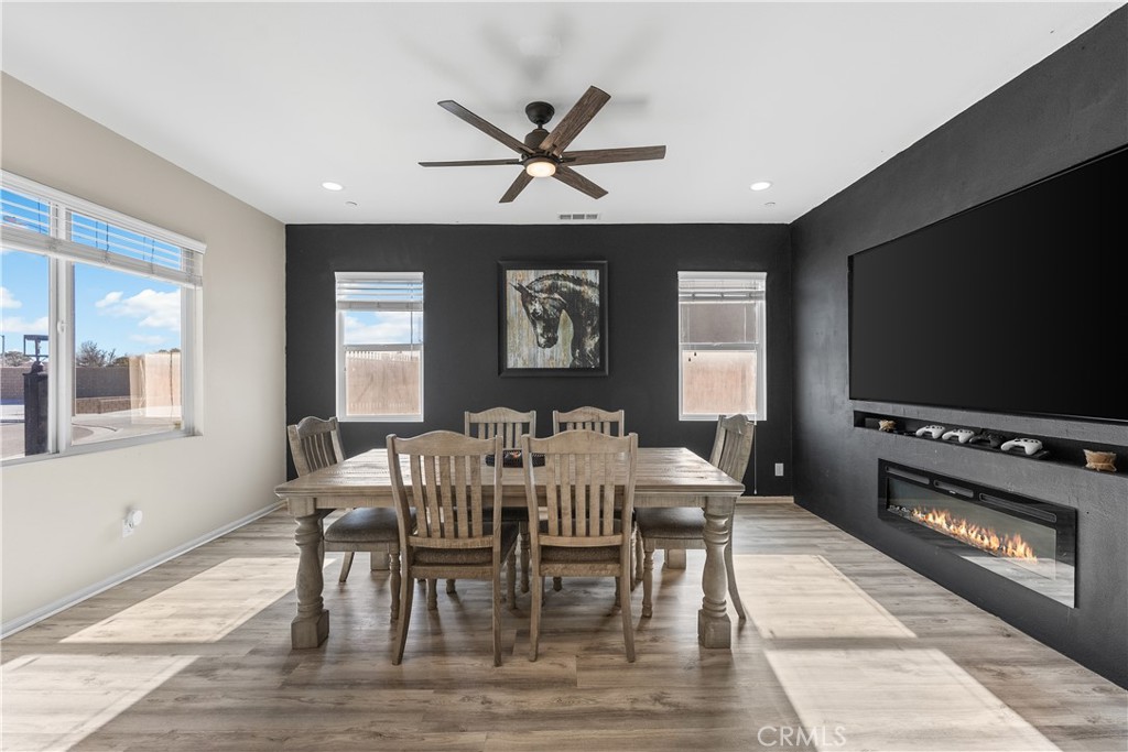 MLS #SR25276863 image #10