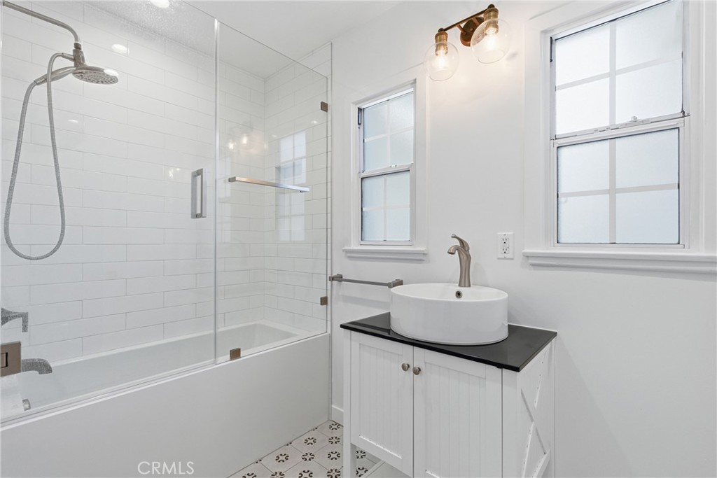 MLS #SR25276866 image #11