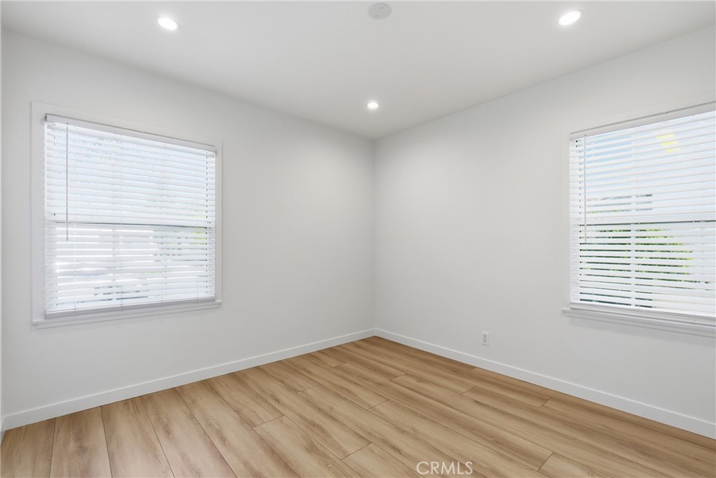 MLS #SR25276866 image #8