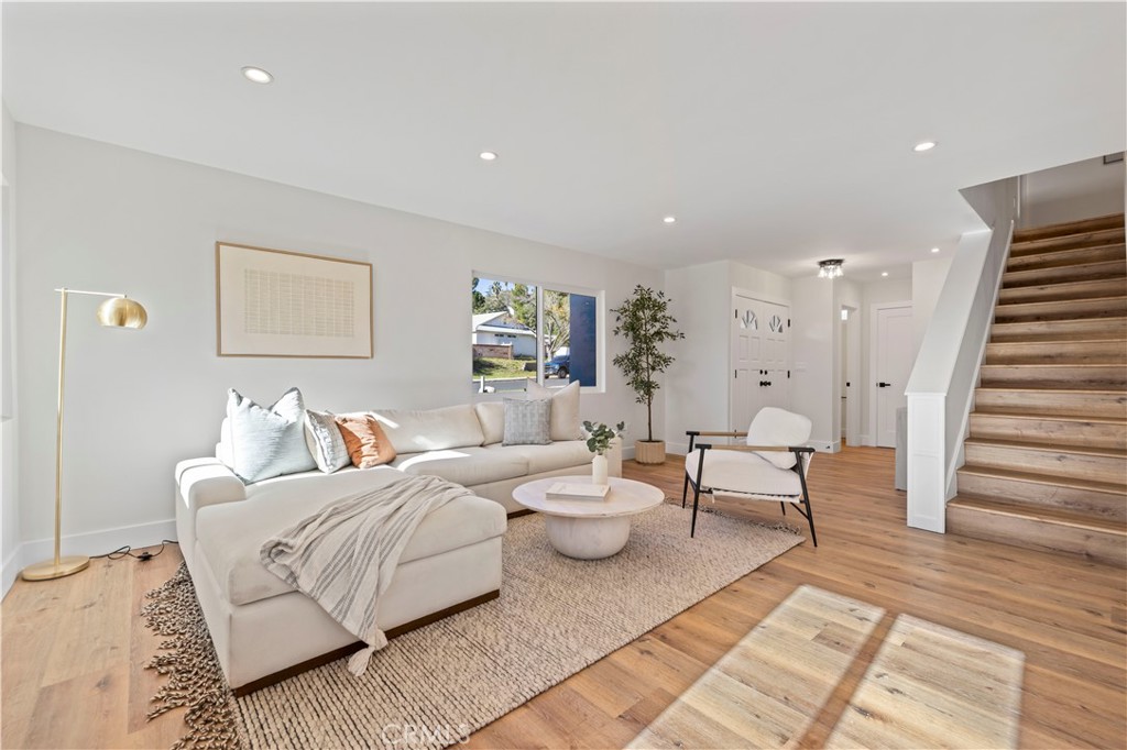 MLS #SR25276890 image #3