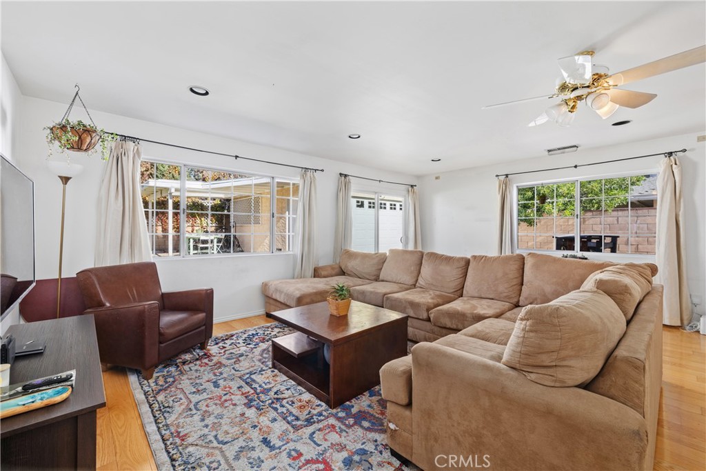 MLS #SR25276907 image #7