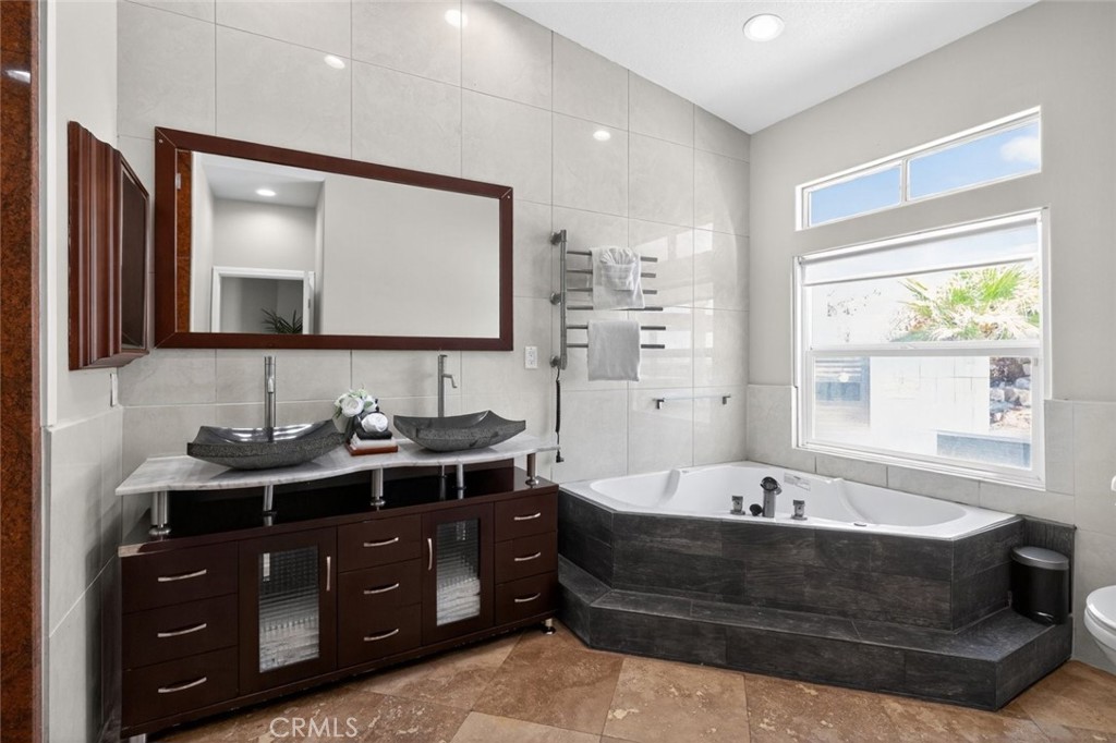 MLS #SR25276958 image #21