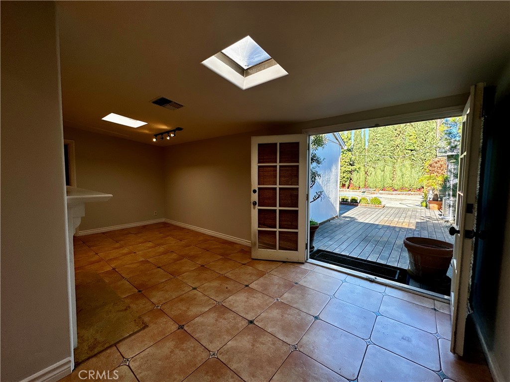 MLS #SR25277027 image #11