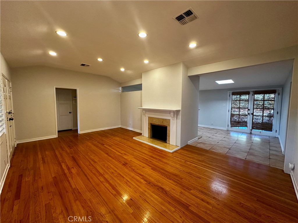 MLS #SR25277027 image #5