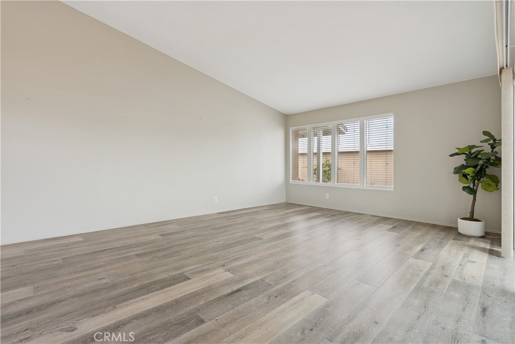 MLS #SR25277056 image #6