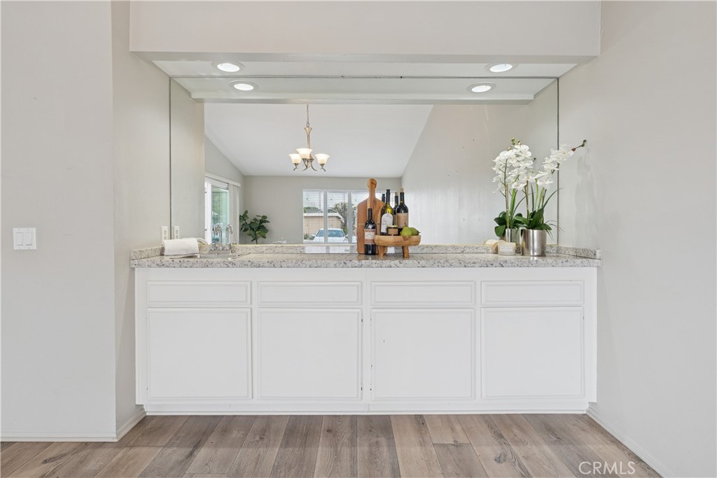 MLS #SR25277056 image #9