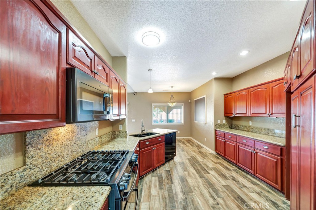 MLS #SR25277168 image #16