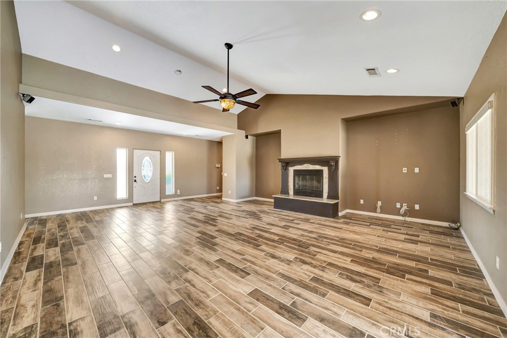 MLS #SR25277168 image #8