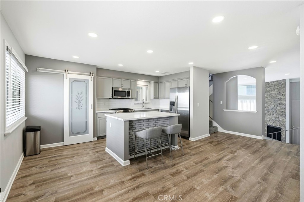 MLS #SR25277192 image #1