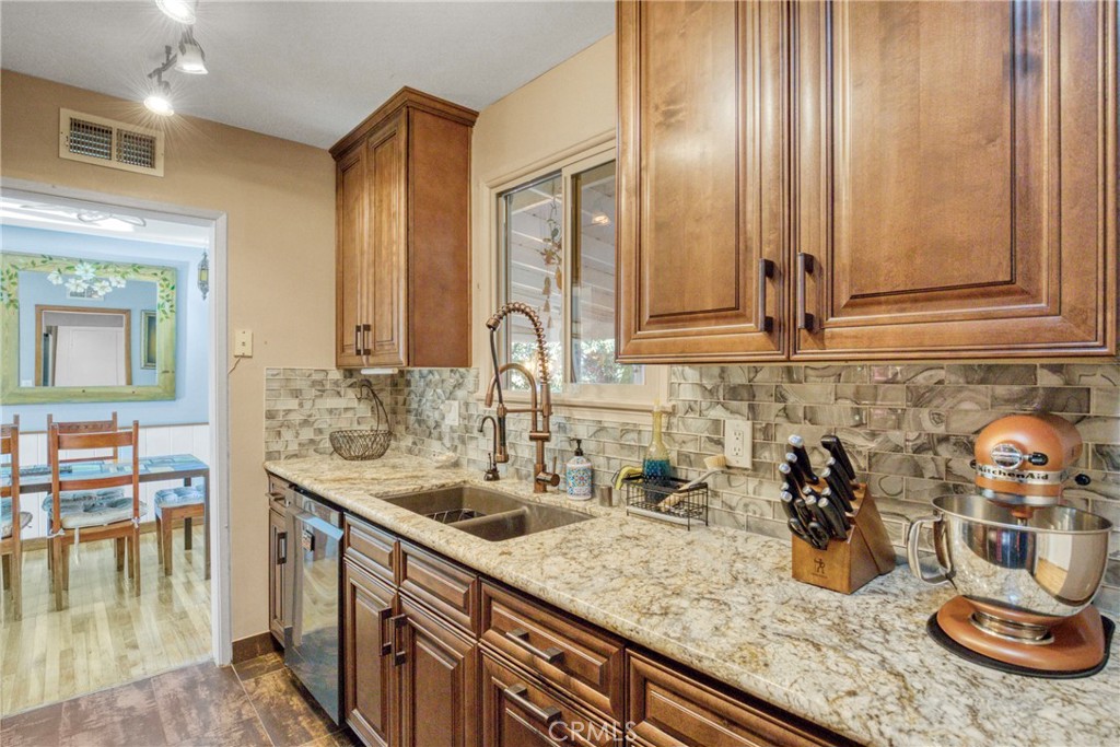 MLS #SR25277297 image #9