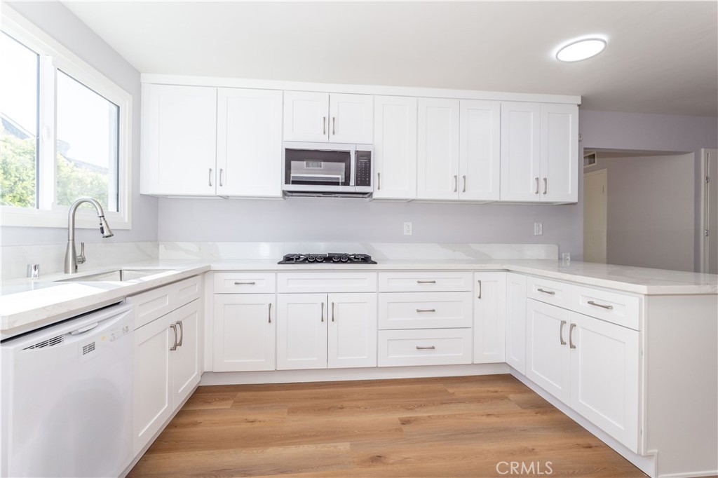 MLS #SR25277418 image #9