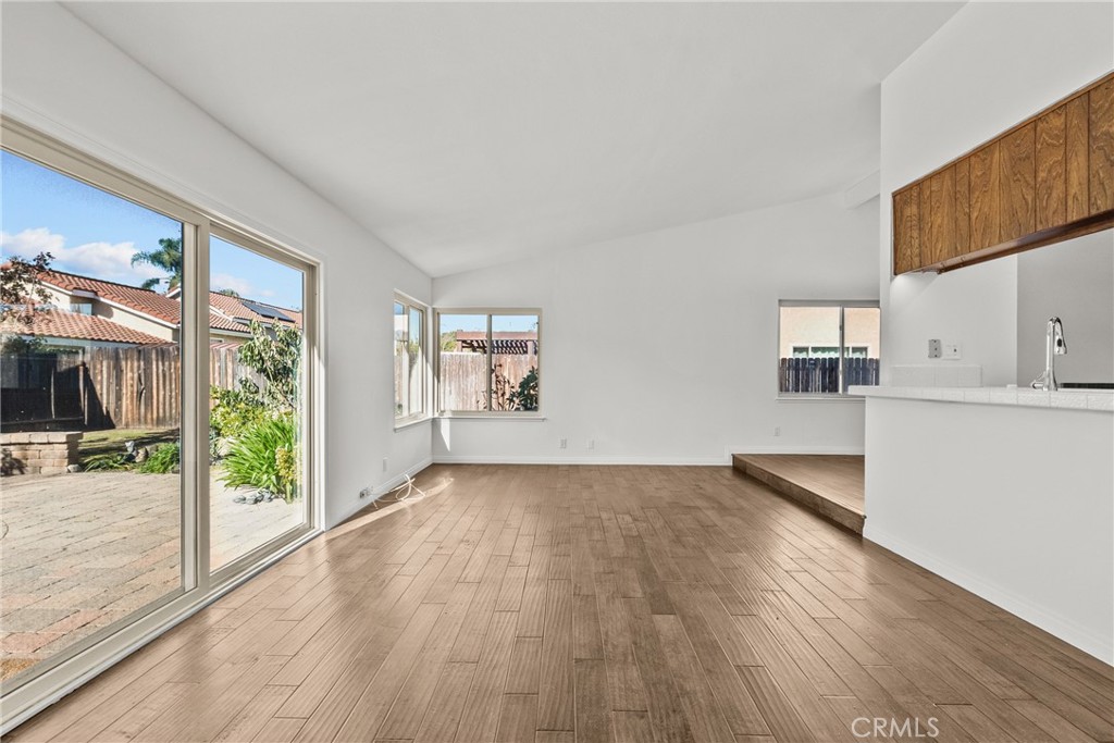 MLS #SR25277463 image #3