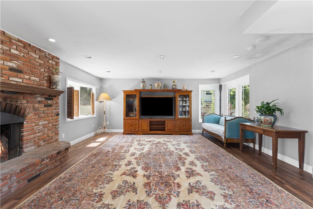 MLS #SR25277489 image #7