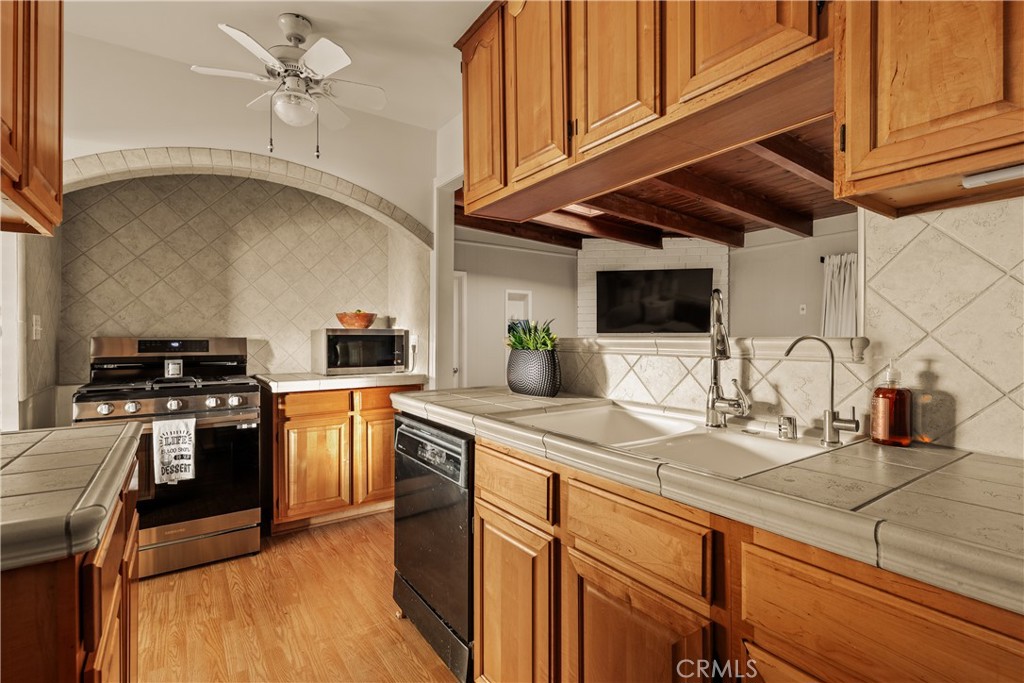 MLS #SR25277509 image #8