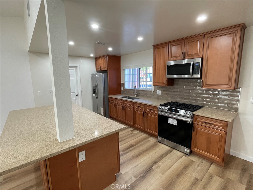 MLS #SR25277537 image #17