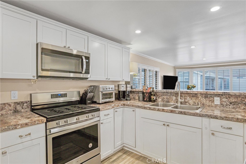 MLS #SR25277592 image #9