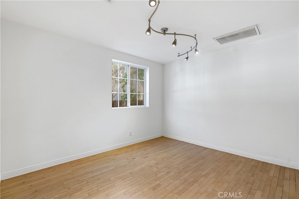 MLS #SR25277597 image #6