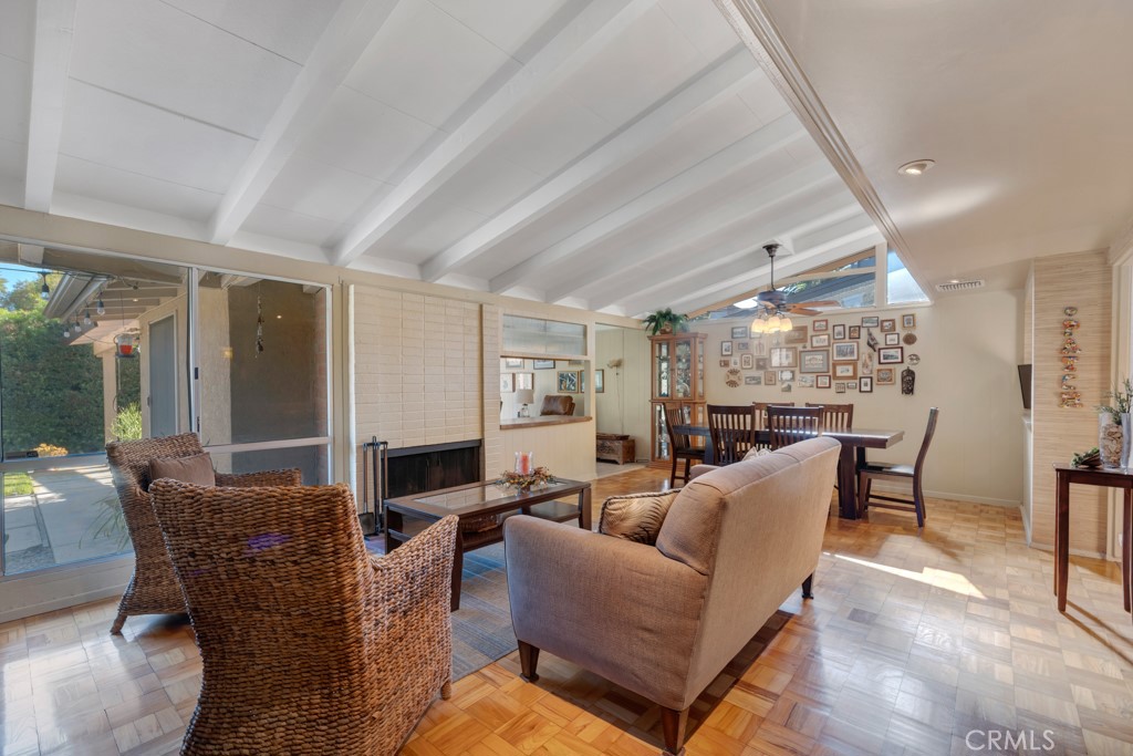 MLS #SR25277607 image #8