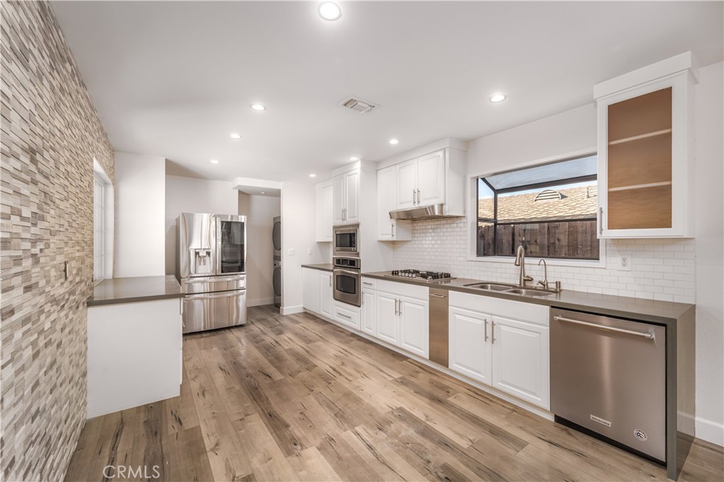 MLS #SR25277705 image #1