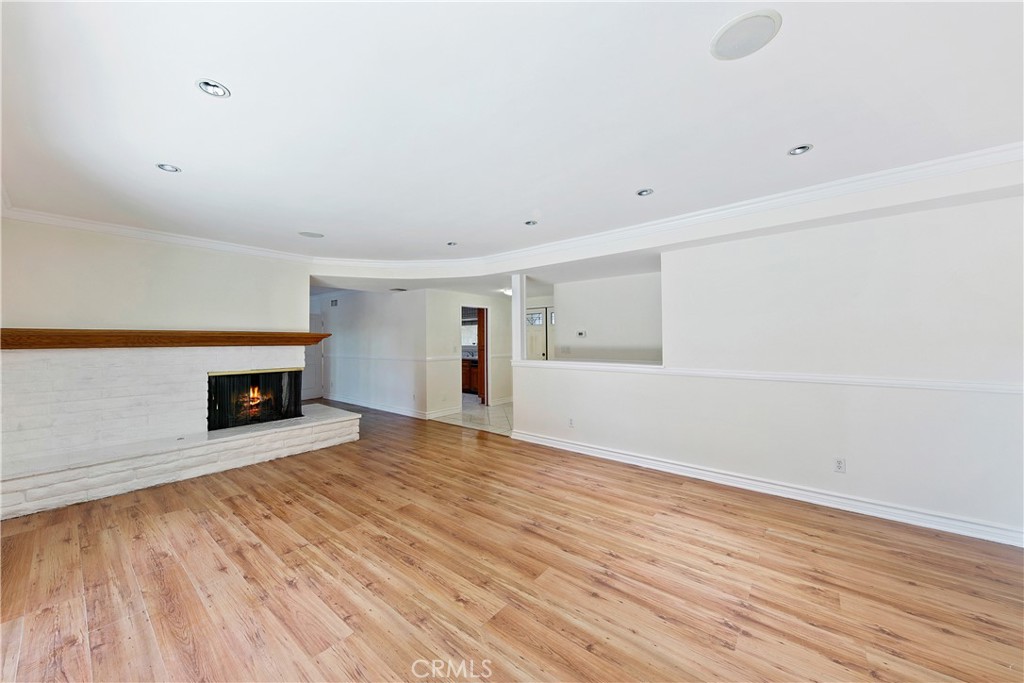 MLS #SR25277732 image #10