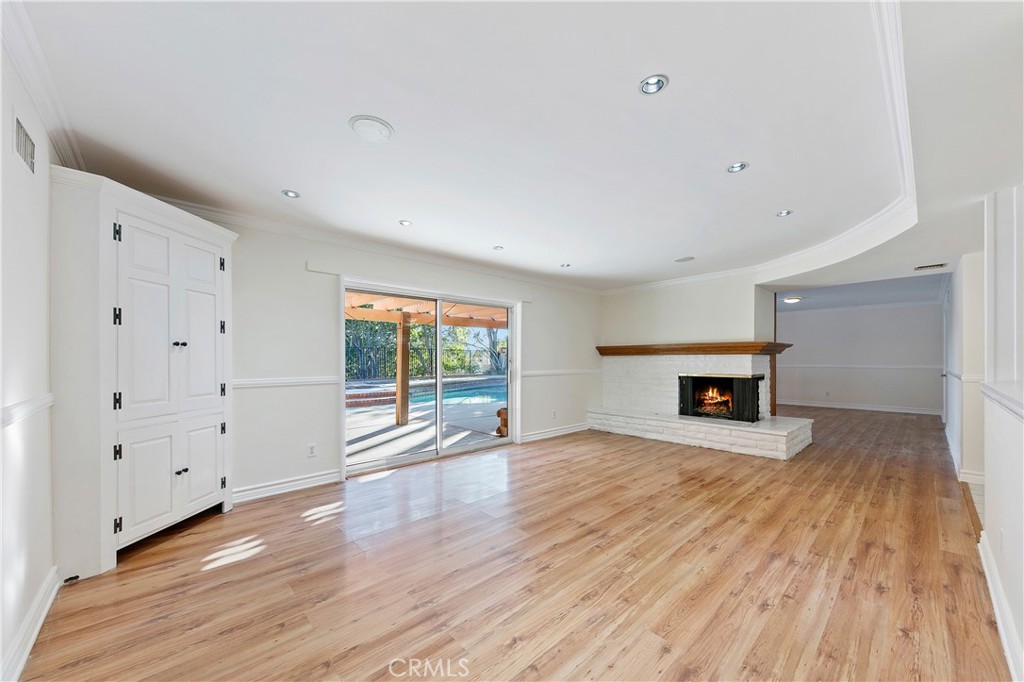 MLS #SR25277732 image #11