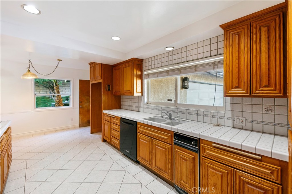 MLS #SR25277732 image #17