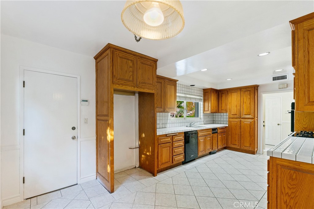 MLS #SR25277732 image #19