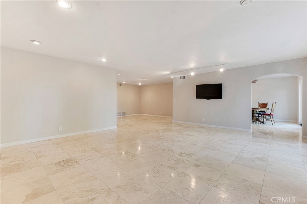 MLS #SR25277763 image #10