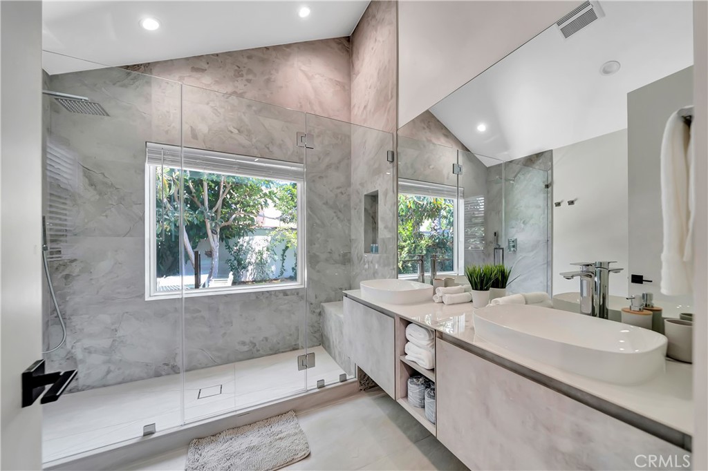 MLS #SR25277811 image #32