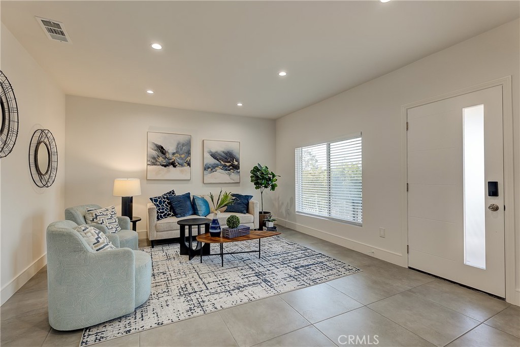 MLS #SR25277859 image #4