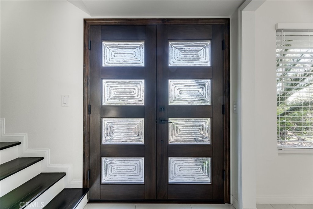 MLS #SR25278083 image #3