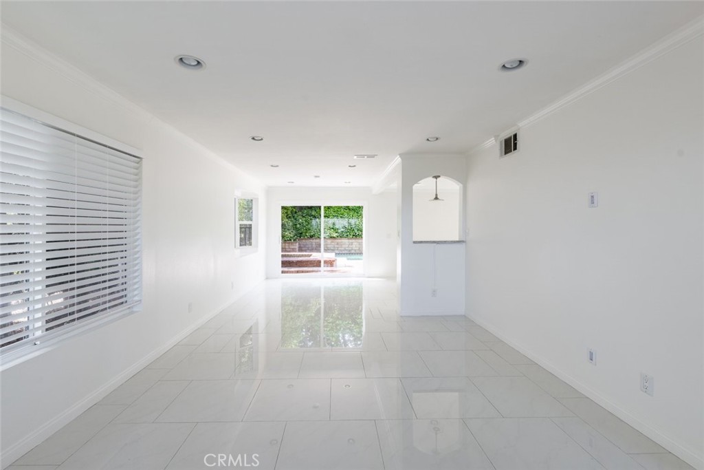 MLS #SR25278083 image #7