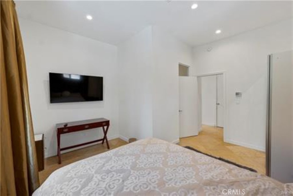 MLS #SR25278087 image #7