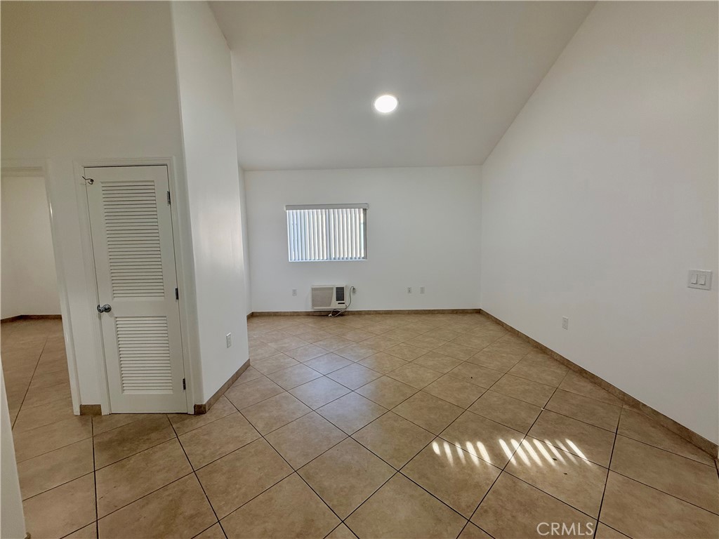 MLS #SR25278268 image #2