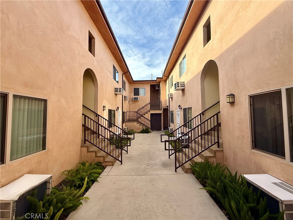 MLS #SR25278268 image #4